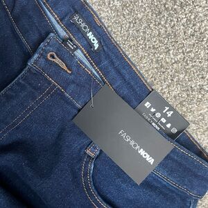 Fashion Nova Women's Dark Blue Straight Leg Jeans